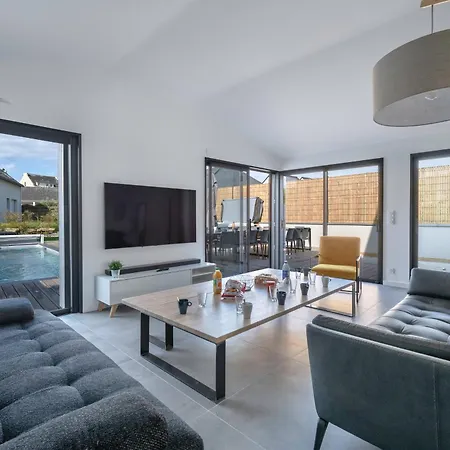 Moderne Avec Piscine Pour 15 Personnes !